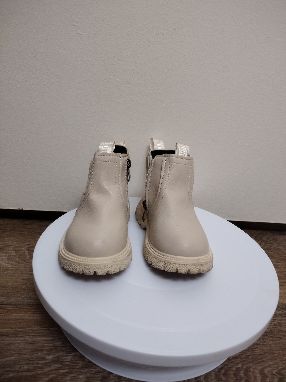 Kids Beige Chelsea Boots - Unbranded